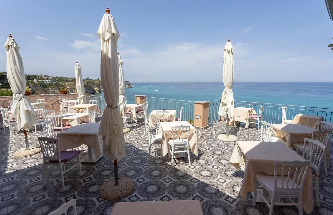 Hotel Terrazzo Sul Mare-1